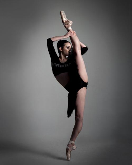 Ballet Dancer 27